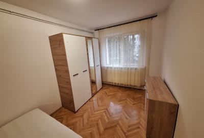 350 euro!!!Ap.cu 3 camere cu centrala proprie Zona Sagului - 9