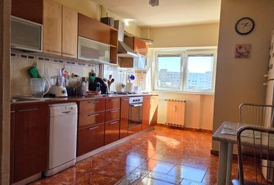 Apartament cu 4 camere decomandat în P-ța Muncii - 9