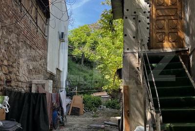 Casă cu 4 camere în Bucești - 1