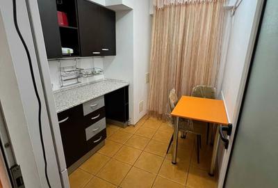 Apartament cu 2 camere decomandat în Calea București - 4