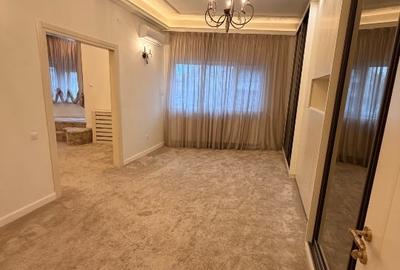 Apartament ultracentral , utilat , semimobilat - 12