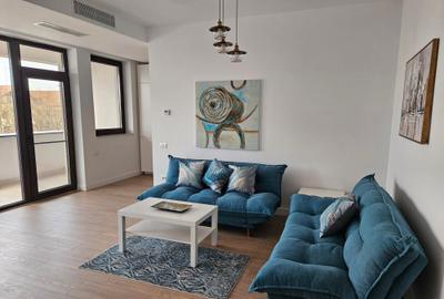 Apartament cu 3 camere semidecomandat în Bucureștii Noi