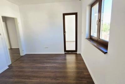 Casă cu 4 camere cu Teren 300 Mp în Giroc - 3