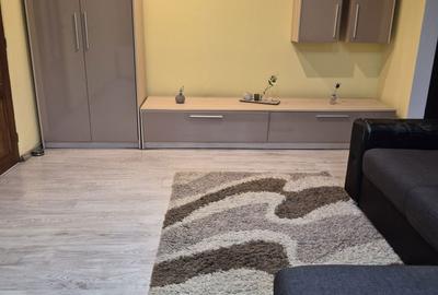 Apartament cu 2 camere semidecomandat în Central - 1