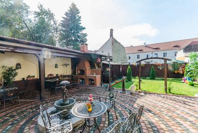 Apartament central, 160 mp, curte cu loc de barbeque, terasa - 15