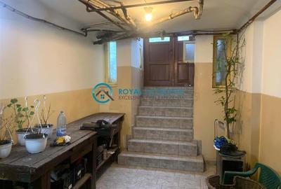 Royal Imobiliare - Vanzare Casa D+P+M, Ultracentral - 11