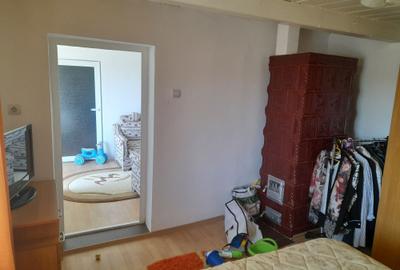 Casă cu 3 camere în Secuia - 2