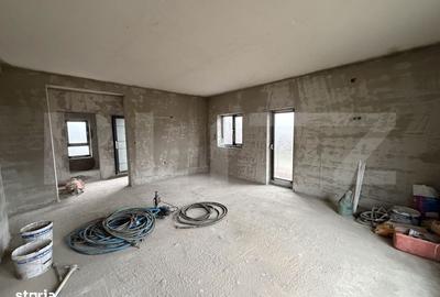 Apartament cu 4 camere decomandat în Stana - 13