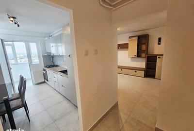 Apartament cu 2 camere decomandat în Republicii