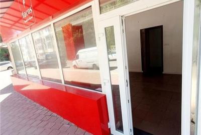 Spatiu comercial de inchiriat, zona pietonala, Zamca - 5