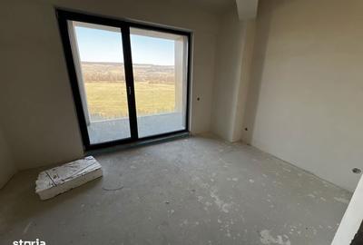 Apartament cu 3 camere semidecomandat în Central - 7