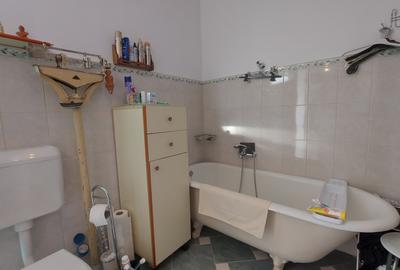 UNIRII -NATIUNILE UNITE 5 camere - 12