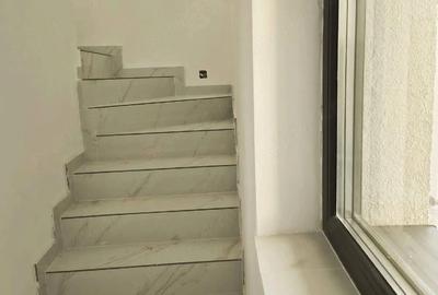 Casă cu 3 camere cu Teren 565 Mp în Central - 1