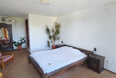 Pensiune si casa de locuit cu 3200 mp teren in Sibiu cartier Gusterita - 9