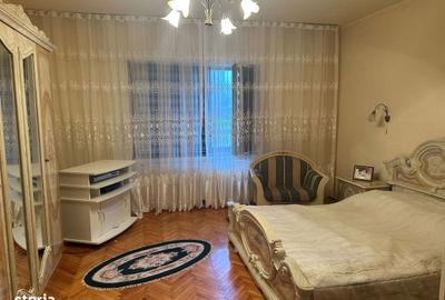 Casă cu 6 camere cu Teren 900 Mp în Central - 3