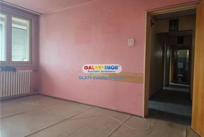 Apartament cu 3 camere decomandat în Drumul Taberei - 2