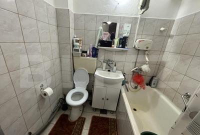 Apartament de vanzare, cu 2 camere, 35 mp, zona Micro 14 - 4