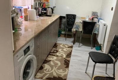 Casă cu 4 camere cu Teren 1190 Mp în Central - 2