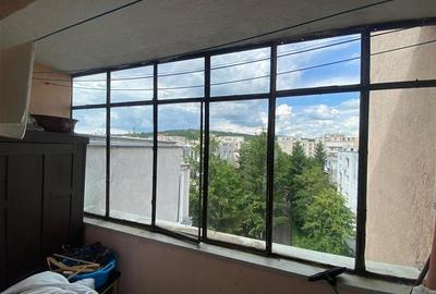 Apartament cu 3 camere decomandat în Tudor - 7