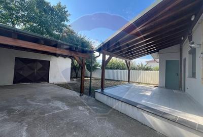 Casa 4 camere Focsani str Militari - 9