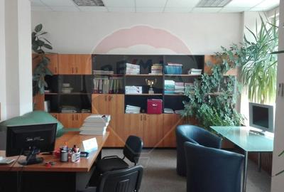 Vanzare sau inchiriere spatiu comercial Ploiesti, 112mp, zona 9 Mai - 2