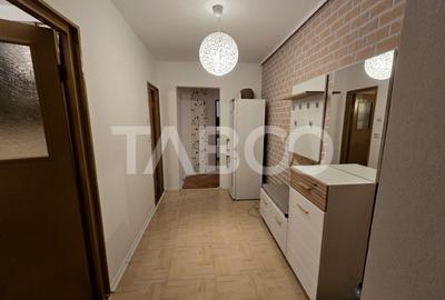 Apartament decomandat de vanzare cu 2 camere balcon boxa Vasile Aaron - 6