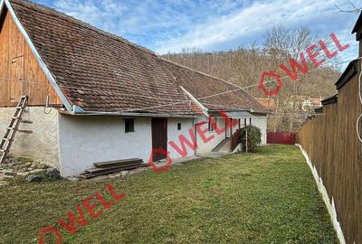 Casă cu Teren 1663 Mp în Central - 1