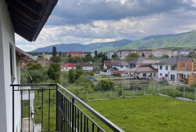 Duplex nou, 305 mp utili, gradina ?i terasa Cisnadi Duplex nou, 305 mp utili, gradina ?i terasa Cisnadi - 12