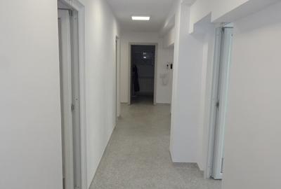 Inchiriez 3 cabinete medicale in Deva, zona Dacia, etaj 1, - 2