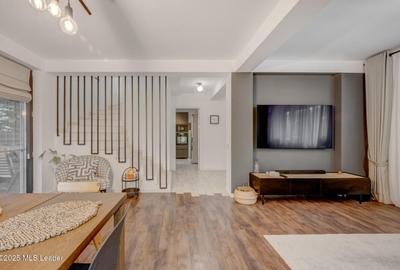 Casa moderna 4 camere,141m, living generos, curte verde, Tunari - 8