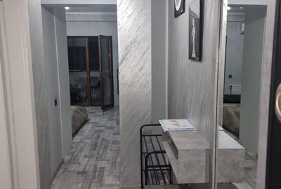 Apartament cu 2 camere decomandat în Casa de Cultură