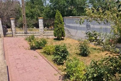 Casă cu 4 camere cu Teren 362 Mp în Poiana - 7