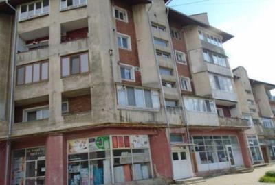 Cota 3/16-apartament 3 camere, Vulcan, Jud Hunedoara - 2