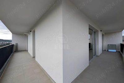 Apartament cu 3 camere semidecomandat în Central - 2