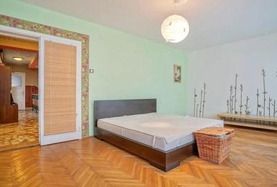 Casă cu 4 camere în Turcheș