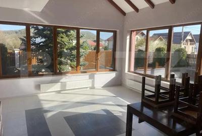 Casă cu 5 camere cu Teren 500 Mp în Unirea - 8