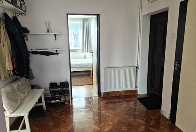 Apartament cu 3 camere semidecomandat în Dacia - 5