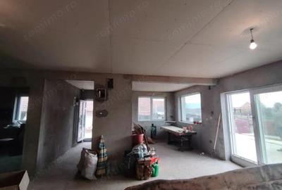 Casa de vanzare in Tarian - 6