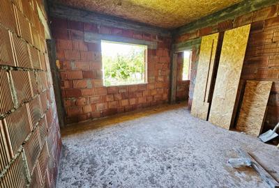 Casă la roșu cu 4 camere, 122 mp utili, teren 465 mp – Băicoi - 41