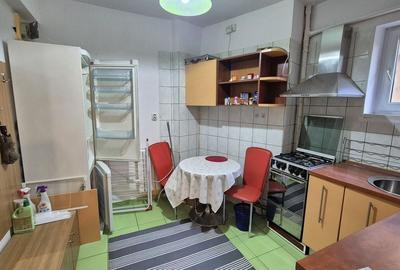 Apartament cu 2 camere - piata Romana - 5
