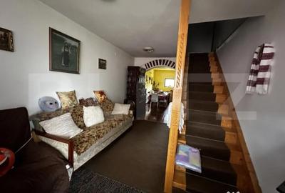 Casă cu 7 camere cu Teren 6000 Mp în Debarcader - 12