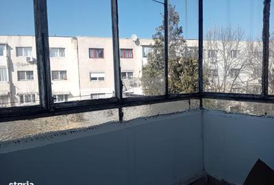 Apartament cu 2 camere semidecomandat în Central - 3