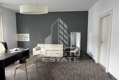 Apartament 4 camere cu poziție ultracentrala - 2