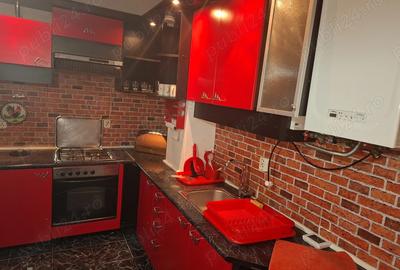 Casă cu 4 camere în Cetate - 2