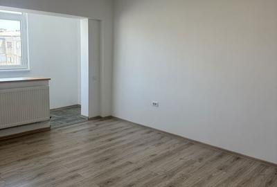 Apartament cu 2 camere decomandat în Radu Negru