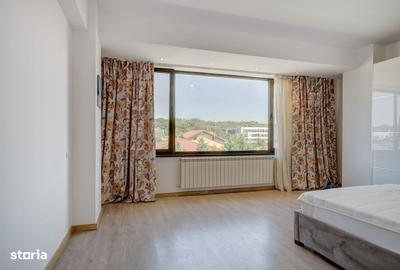 Apartament cu 4 camere în Central - 17