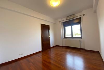 Elegant 3-Bedroom Apartment in Boutique Building – Aviatorilor Area Elegant 3-Bedroom Apartment in Boutique Building – Aviatorilor Area - 10