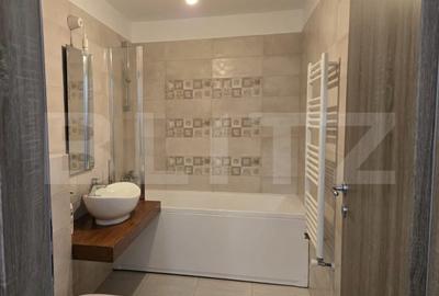 Apartament cu 2 camere decomandat, mobilat în Tractorul - 5