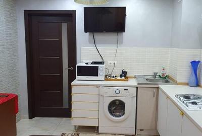 Apartament cu 3 camere decomandat în Calea Turzii