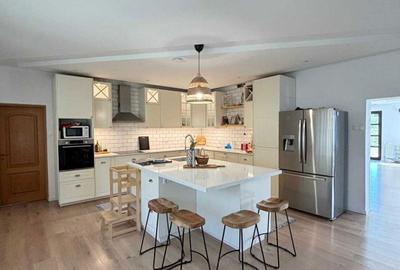 Casă cu 4 camere în Galați - 5